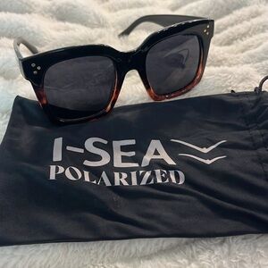 I-Sea Women's Sunglasses in Black and Brown